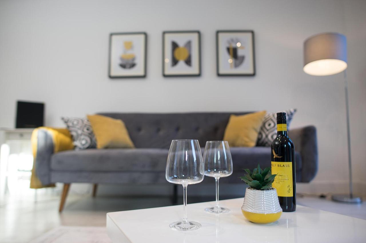 Luxury King Bed Apartment & Free Parking Cambridge  Exterior foto